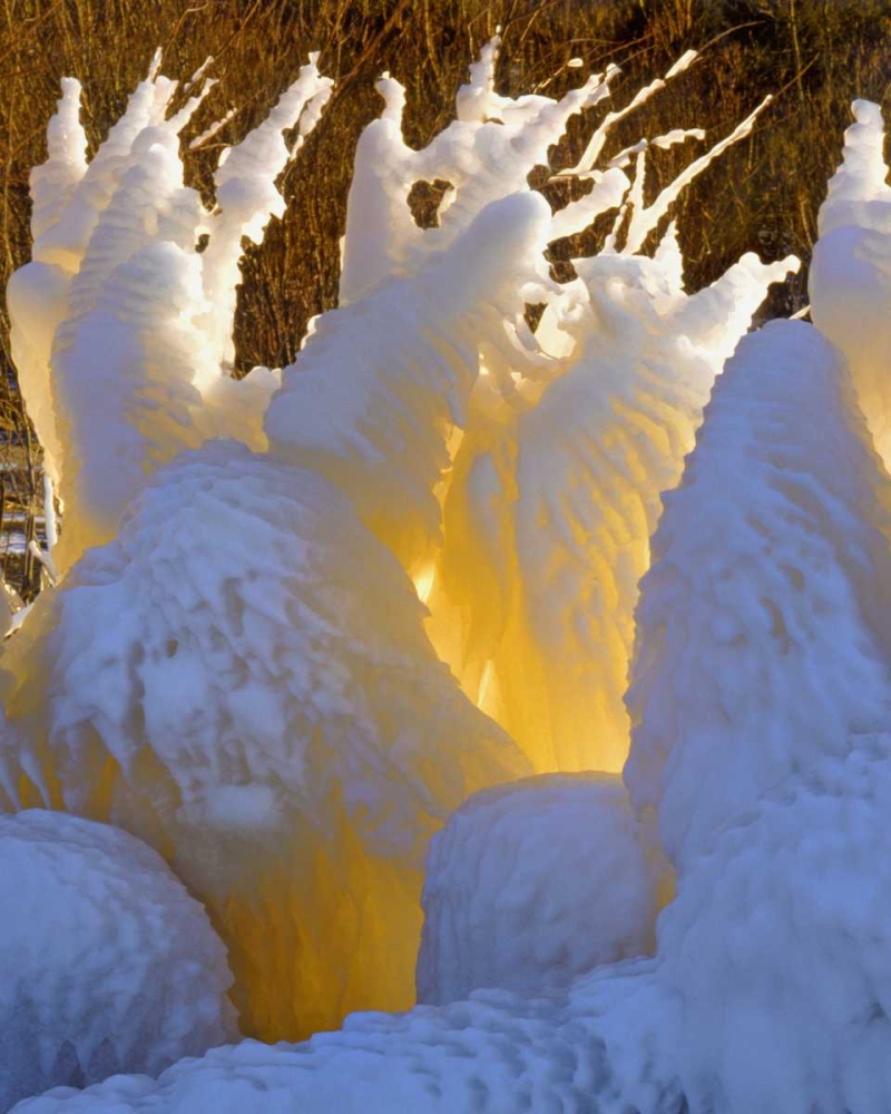OR, Columbia Gorge Ice formations glowing